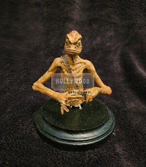 Primevals, The<br><br>Half Body Lizardman Puppet